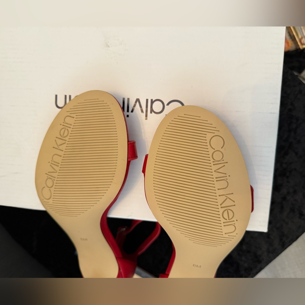 New Calvin Klein Red Fairy heels size 6 - Picture 7 of 10